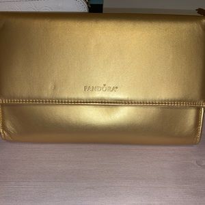 Pandora Limited Edition shine clutch